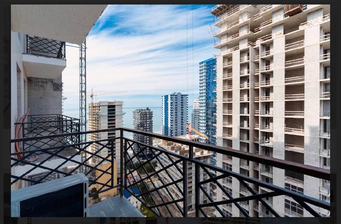 Apartments Kristo Batumi Luaran gambar